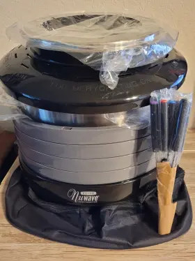 22100 NUWAVE Elite Conduction Convection Dehydrator Cooking